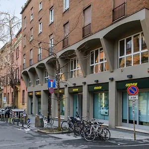 Piazza De' Calderini By Wonderful Italy Italia